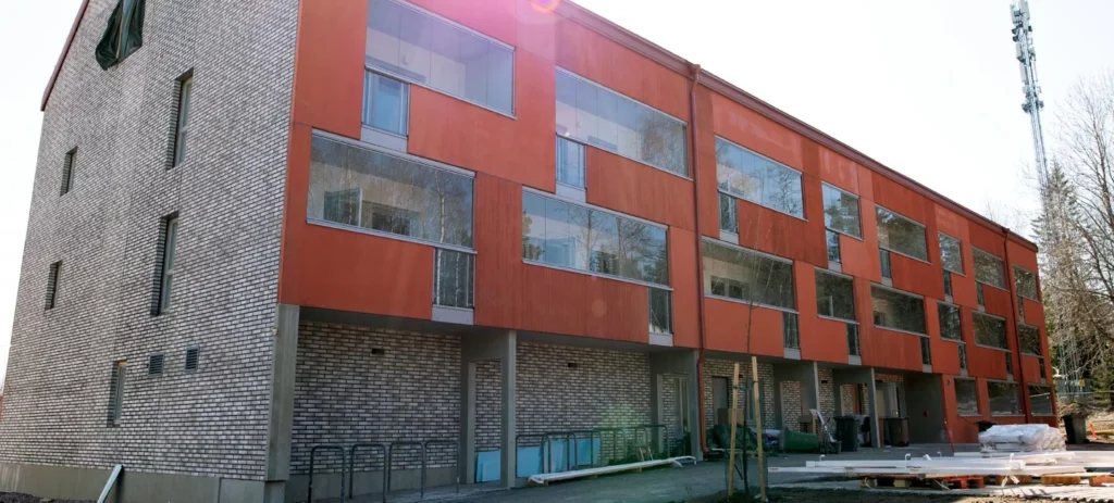 Saumaston saumaustyöt Espoon Latokasken uudiskohteessa valmistumassa